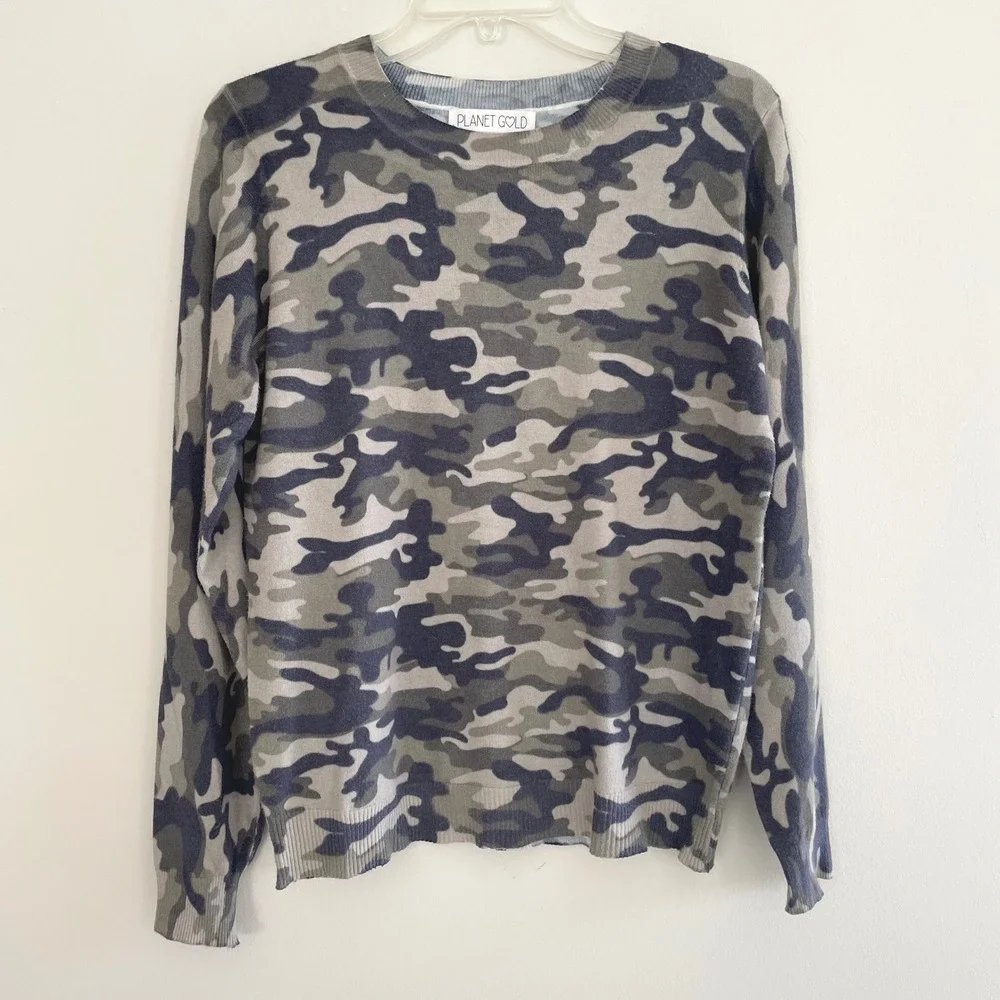 Planet Gold Womens XL Camouflage Crewneck Sweater Grey Olive Green Camo Pullover